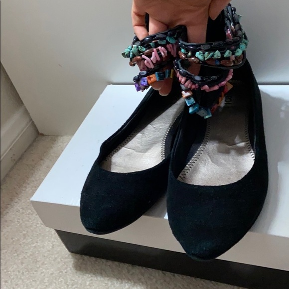 Ankle wrap black flats - with beaded anklets - Picture 6 of 6